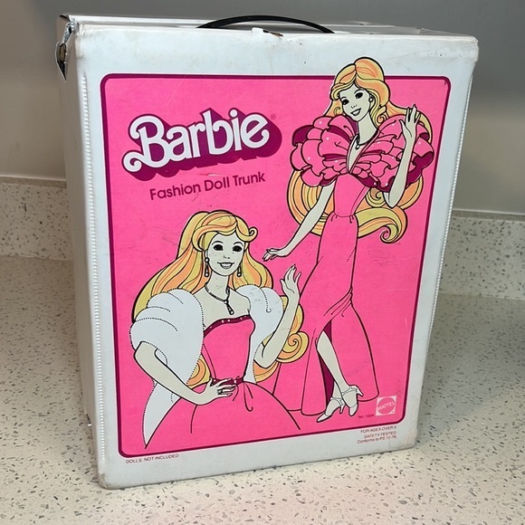 ☀️ 3 / 15 ☀️ Vintage Barbie Trunk - Picture 1 of 16